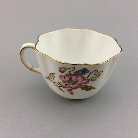 Taylor & Kent Vintage Fine Bone China Teacup and Saucer Flowers - Picture 4 of 10